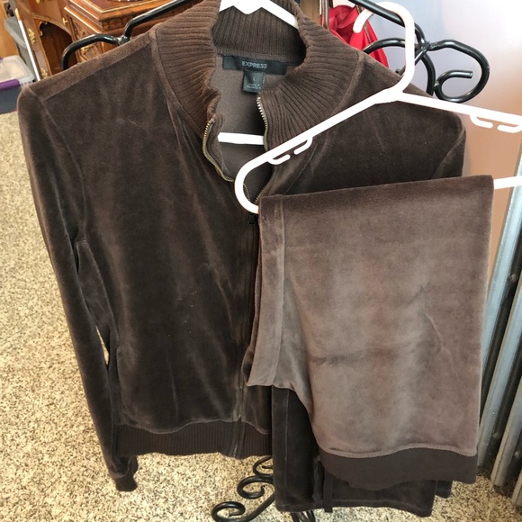 Vintage 2 Piece Velour-Express - Picture 3 of 12